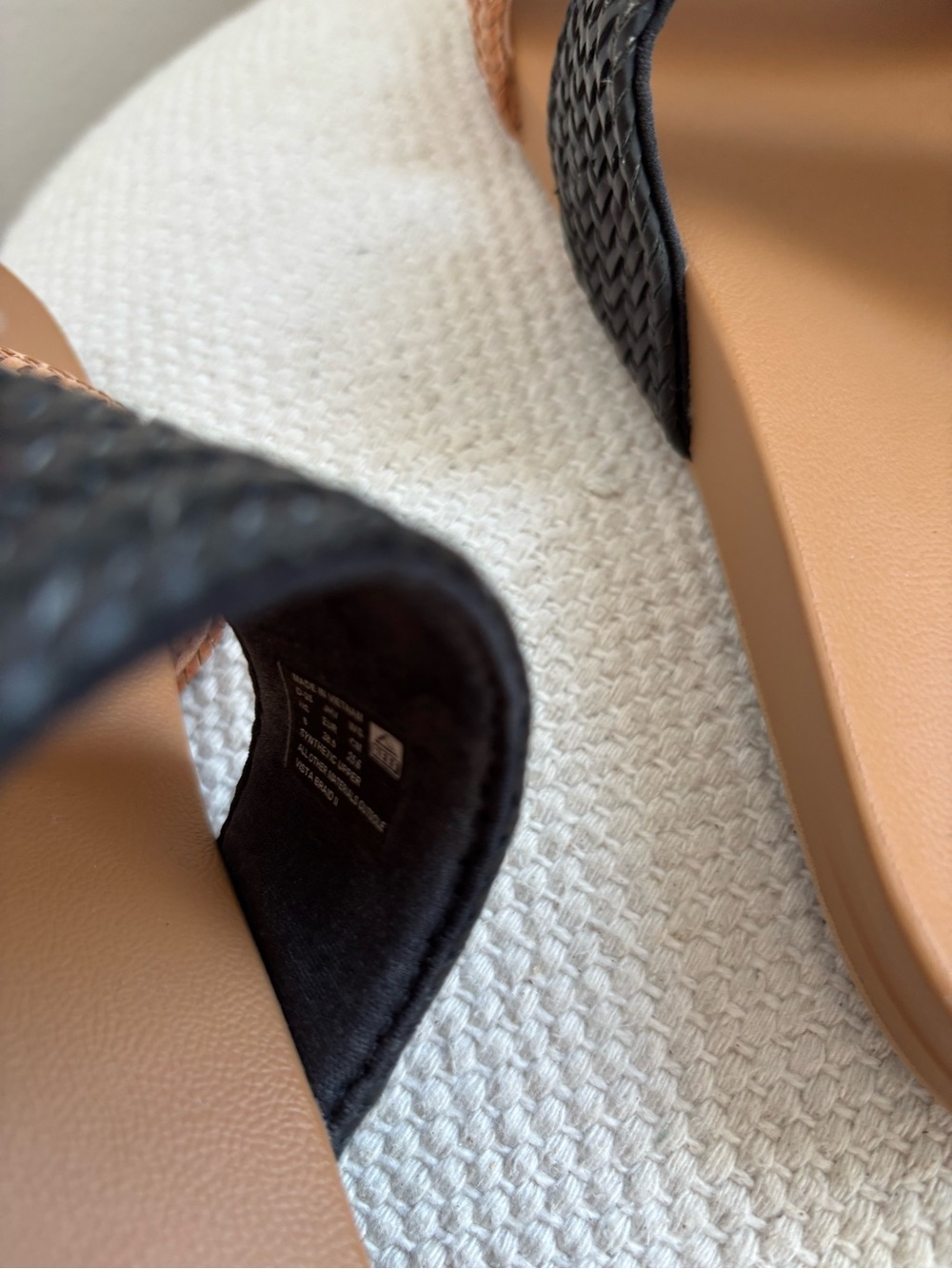 Reef Woven Slide Sandal in Black and Tan - Picture 5 of 5